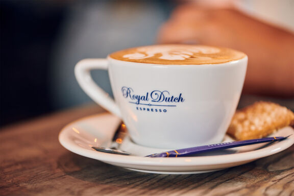Royal-Dutch-Espresso-1920x1280-8.jpg